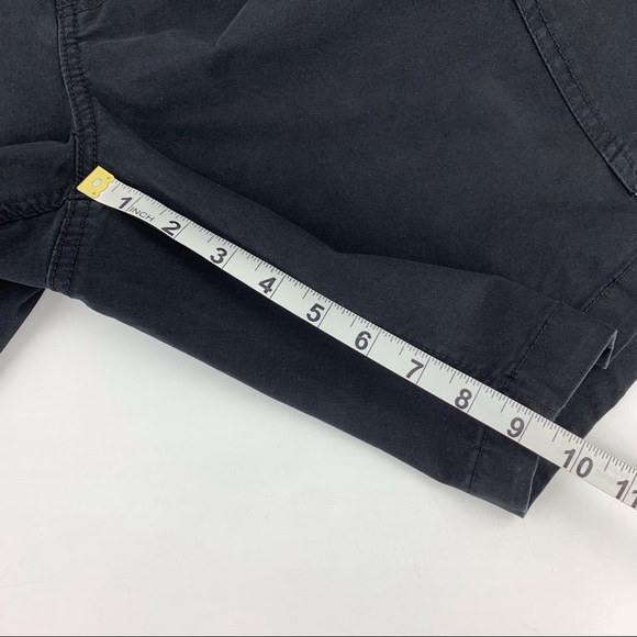 Van Heusen NWT Black 9.5” Cargo Shorts, 38 - Picture 12 of 15